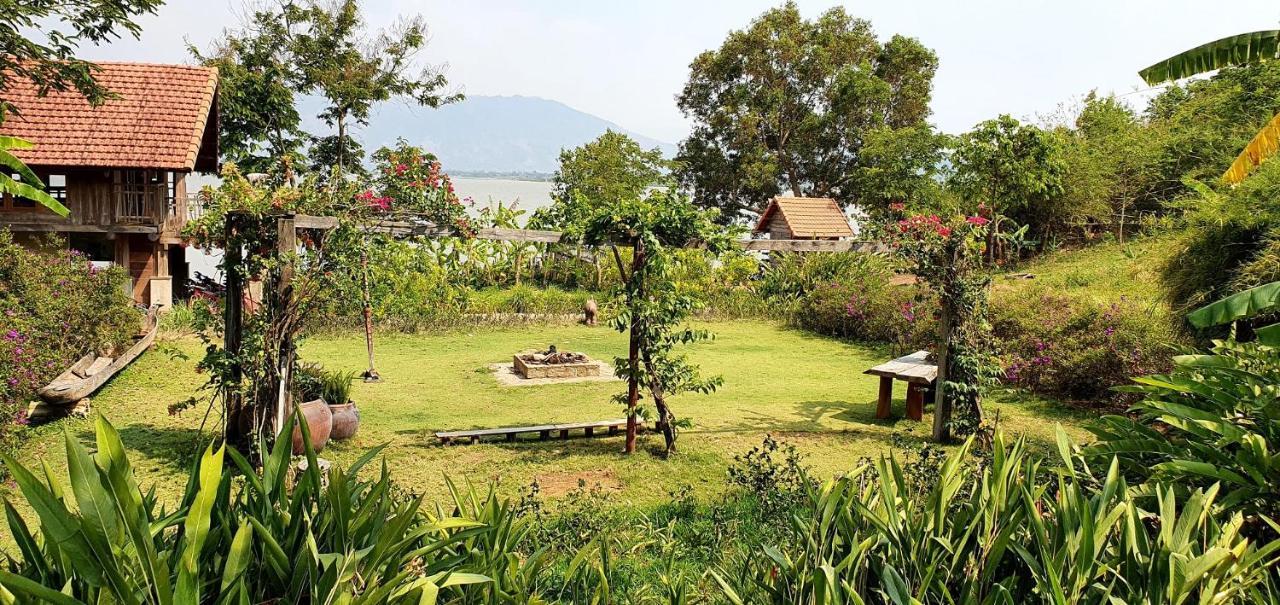 Lien Son Lak Tented Camp מראה חיצוני תמונה